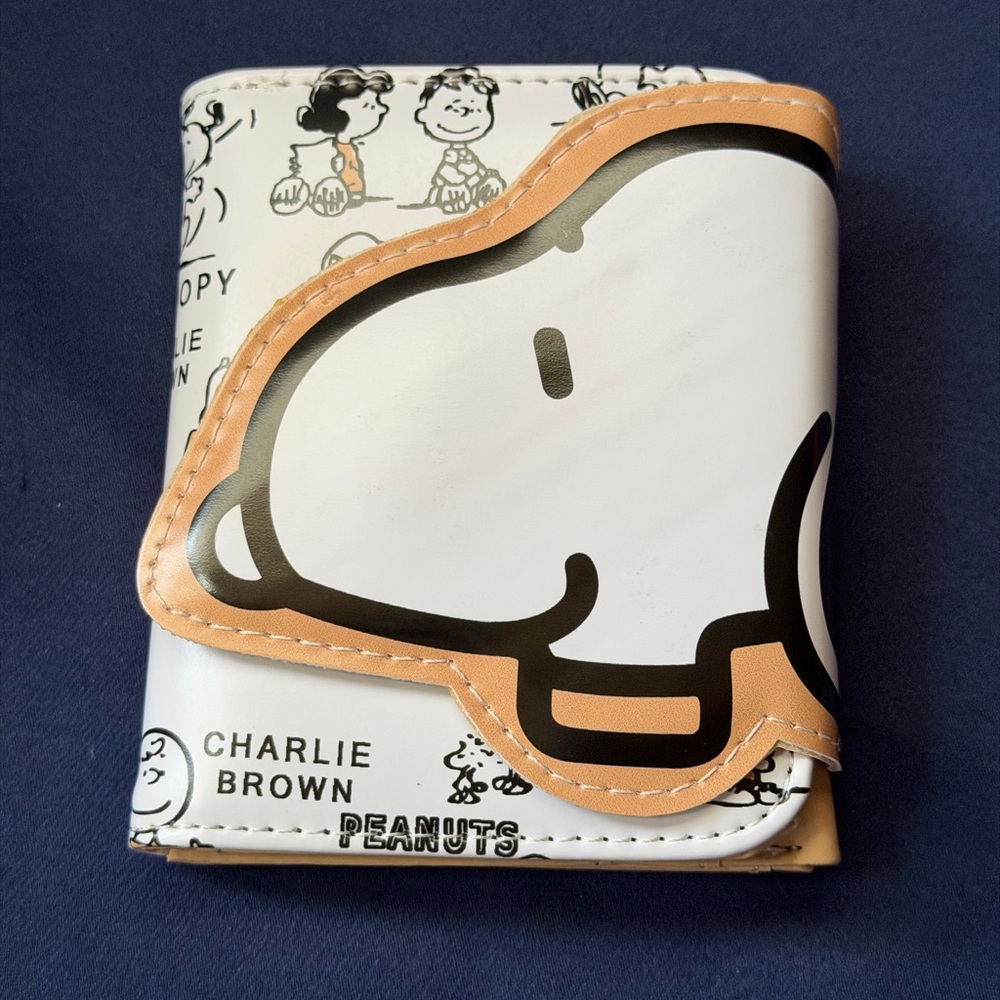 Snoopy Peanuts brand new wallet